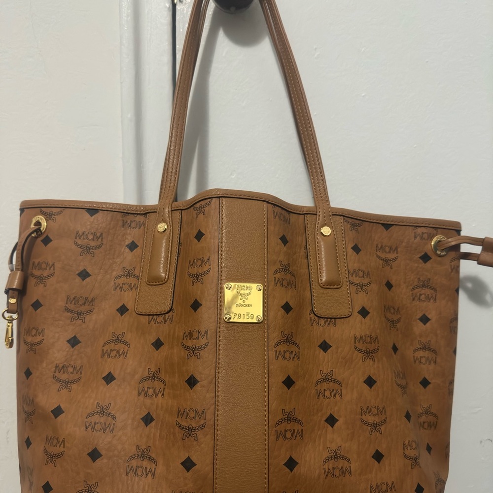 MCM reverseable tote(original)